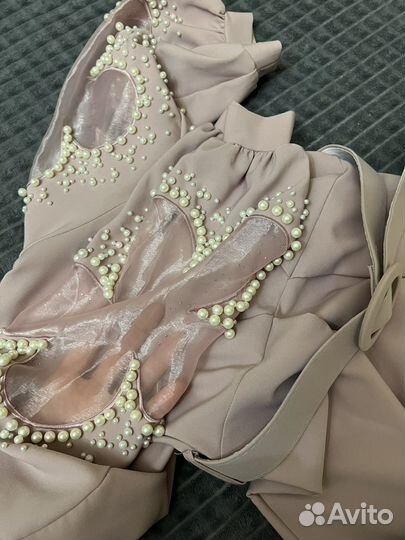 Вечернее платье