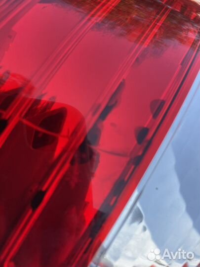 Правый задний фонарь приора