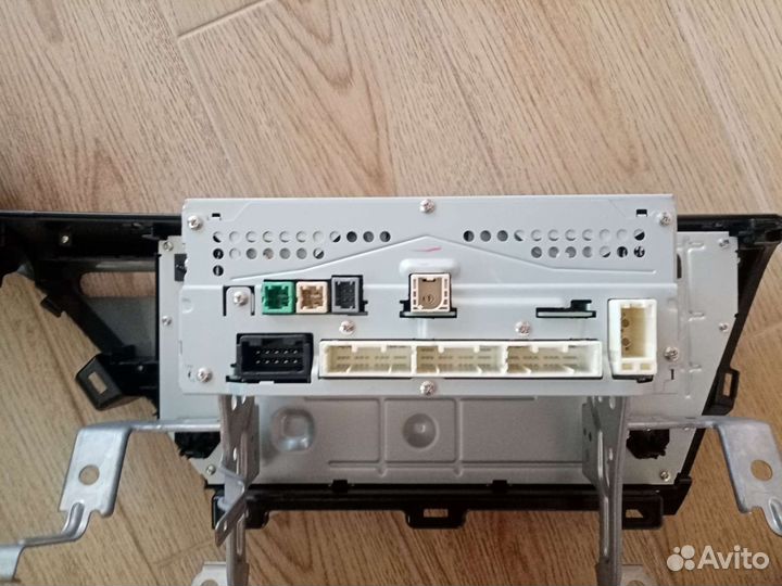 Штатная магнитола на toyota camry v70