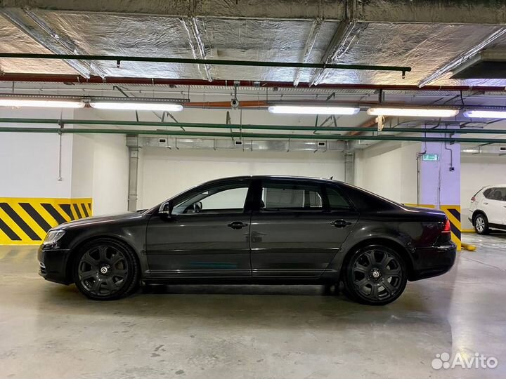 Volkswagen Phaeton, 2012