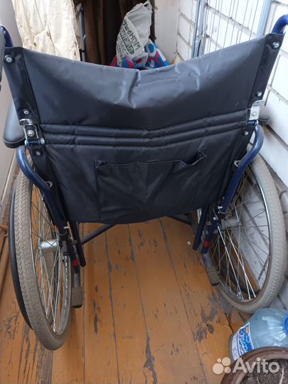 Инвалидное кресло