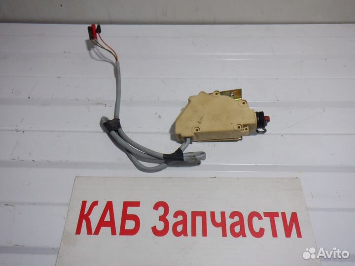 Активатор замка багажника Ford Escort DA 1986-1990