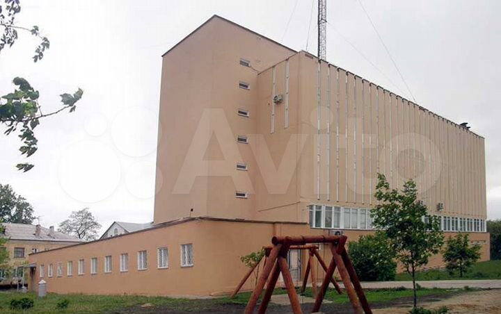 Продам помещение свободного назначения, 4262.7 м²