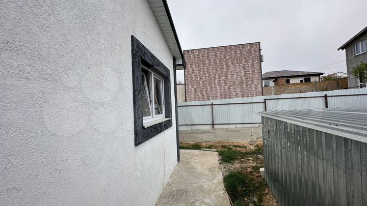 Дом 95 м² на участке 4 сот.