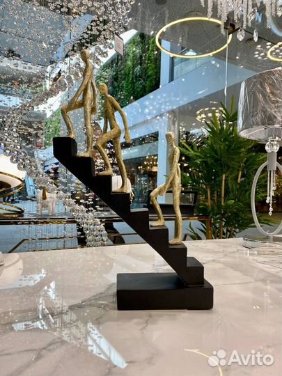 Статуэтка ручной работы