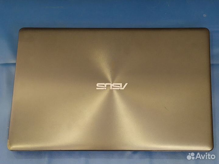 Ноутбук Asus