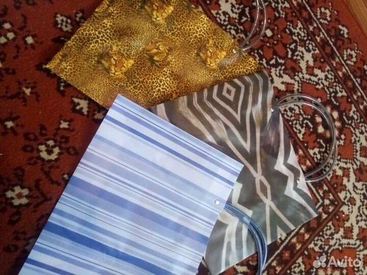 Пакеты подарочные