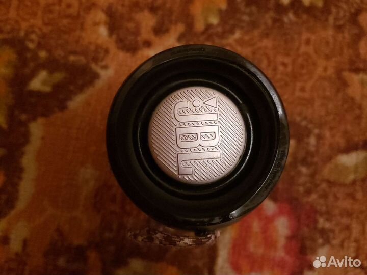 Портативная колонка jbl