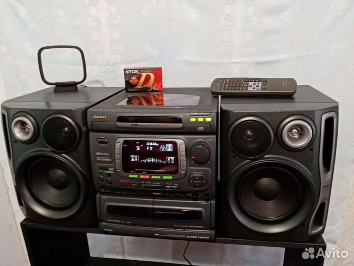 Музыкальный центр aiwa
