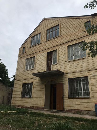 Дом 300 м² на участке 6,2 сот.