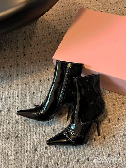 Полусапоги женские Miu Miu