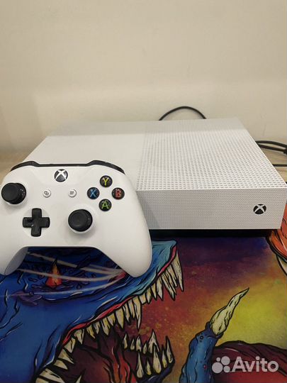 Xbox One s 1tb с играми