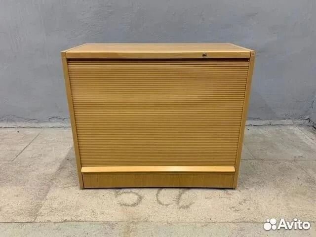 Тумба с рольставней