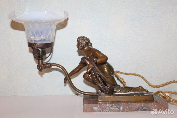 Лампа. Девушка с лирой. Начало 20 века. Рабочая