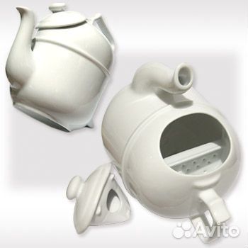 Заварочный чайник в трёх положениях