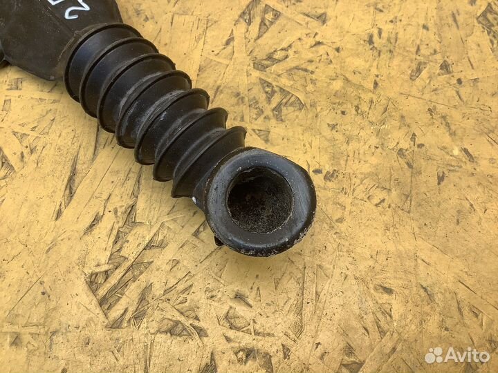 Патрубок заливной Whirpool (2536)