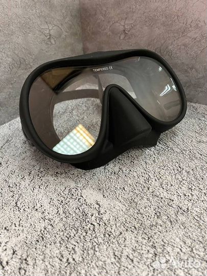 Маска для подводной охоты моностекло