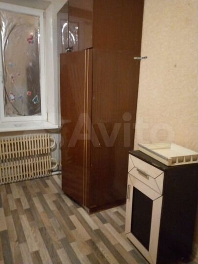 Комната 11 м² в 4-к., 1/2 эт.