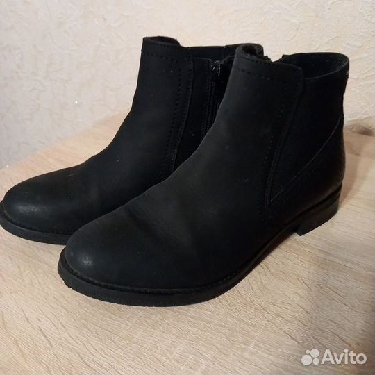 Весенние ботинки 35р