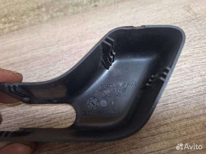 Крышка поводка заднего дворника Volvo XC90 I (2002