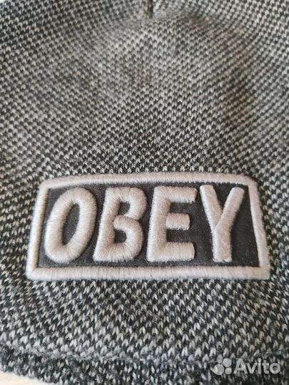 Шапка obey