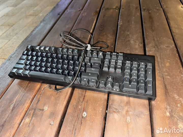 Игровая клавиатура hyperx