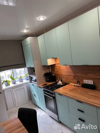 Функциональный кухонный гарнитур