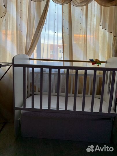 Детская кроватка