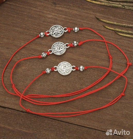 Браслет красная нить