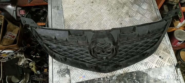 Решетка радиатора мазда GG