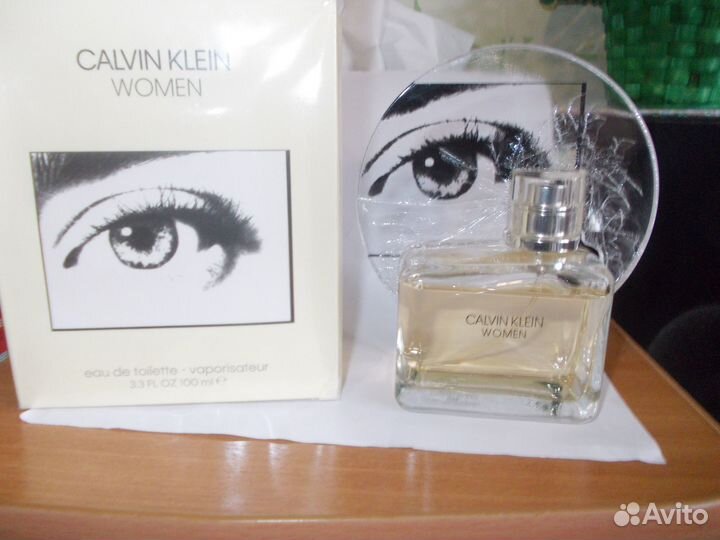 Calvin Klein женские разные