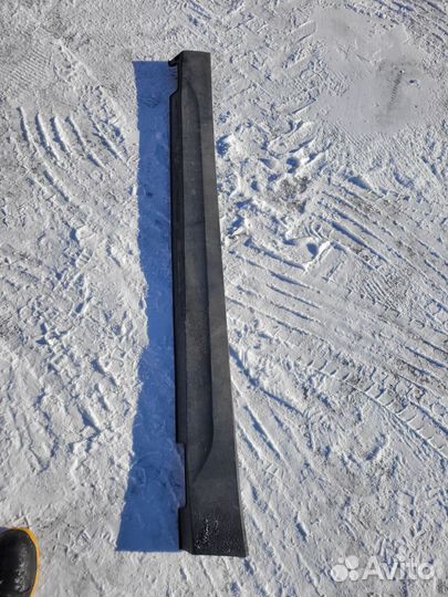 Накладка на порог левая kia Seltos