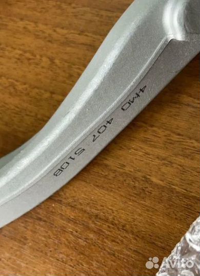 Рычаг передней подвески 4M0407510B audi