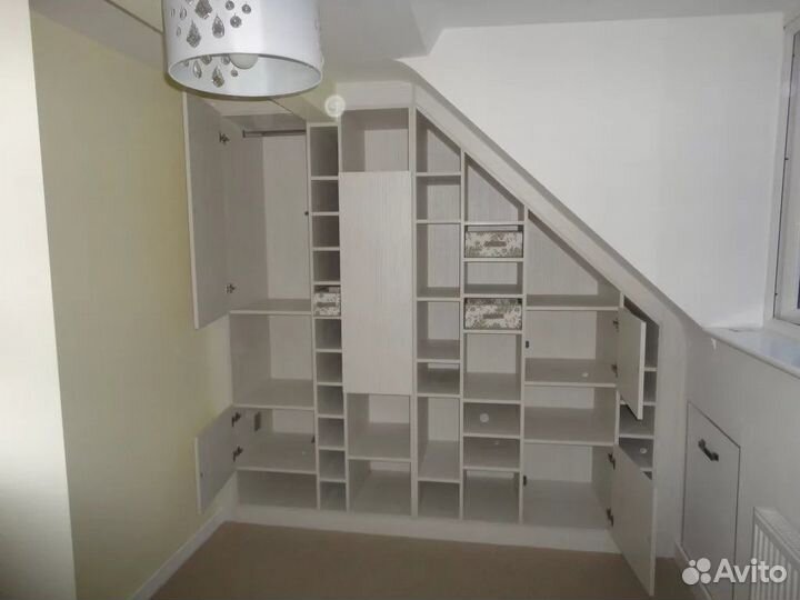 Шкаф на мансарде