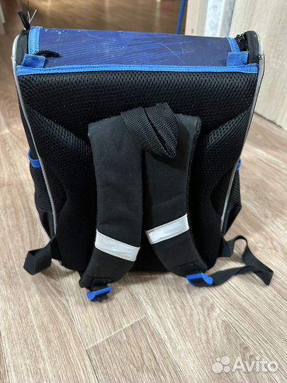 Школьный рюкзак