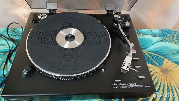Проигрыватель винила Fisher MT-6321