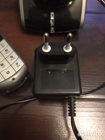 Радиотелефон Motorola ME4052-1