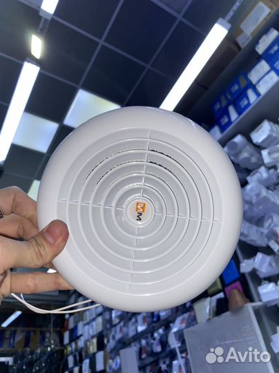 Вентилятор вытяжной120