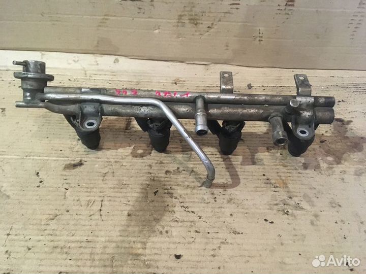 Рампа топливная Bmw E46