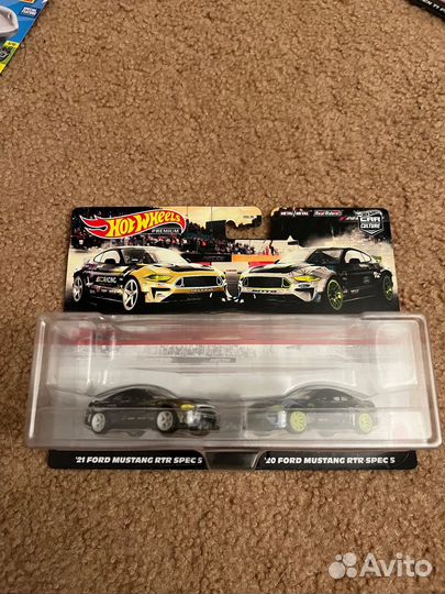 Hot Wheels Premium 20 ' 21' Ford Mustang RTR