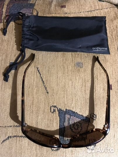 Солнцезащитные очки Oriflame