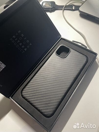 Чехол на iPhone 11 pitaka