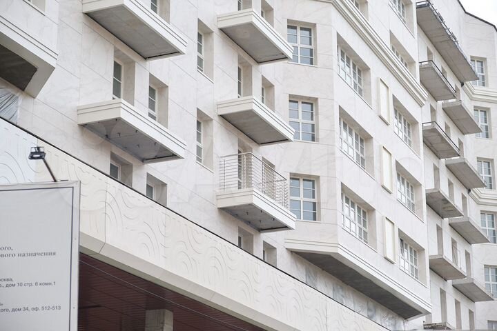 3-к. квартира, 117,3 м², 4/8 эт.