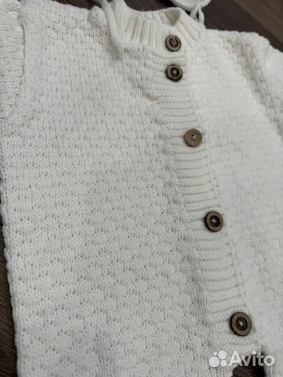 Комплект на выписку вязанный