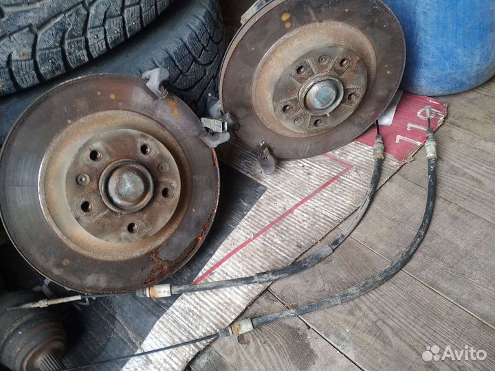 Запчасти на peugeot 607