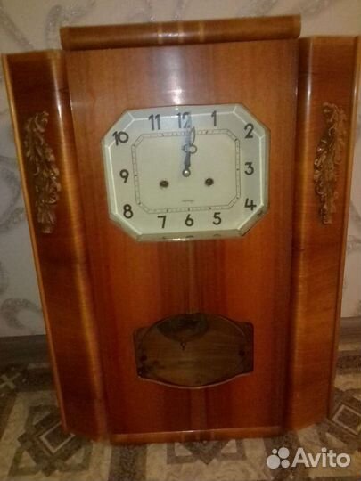 Старинные настенные часы с боем Янтарь 1950г