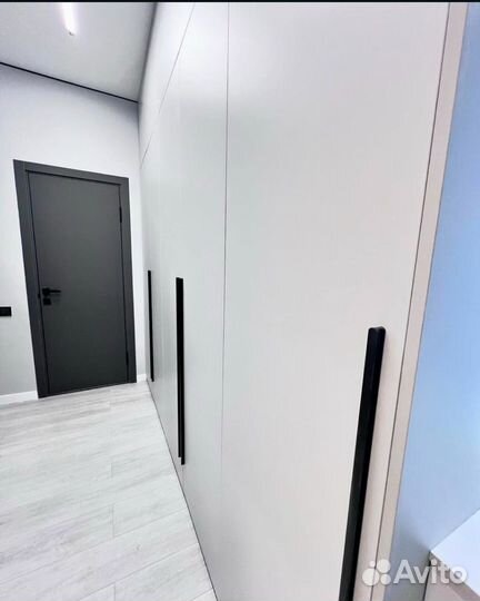 Шкаф распашной