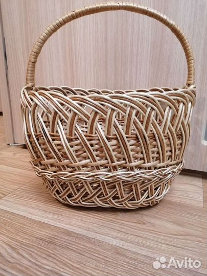 Корзина плетеная