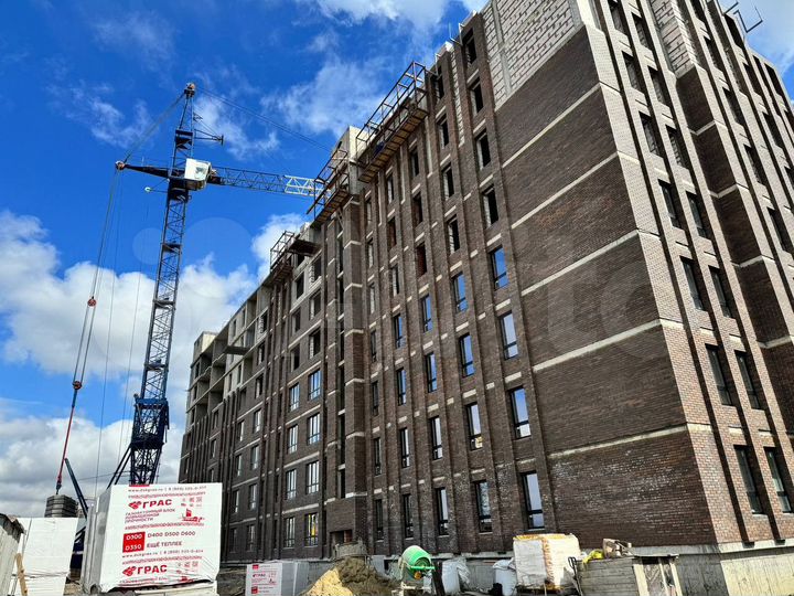 2-к. квартира, 85,1 м², 1/8 эт.