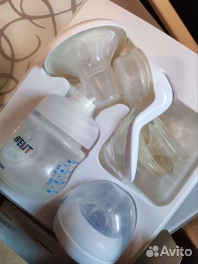 Молокоотсос avent ручной